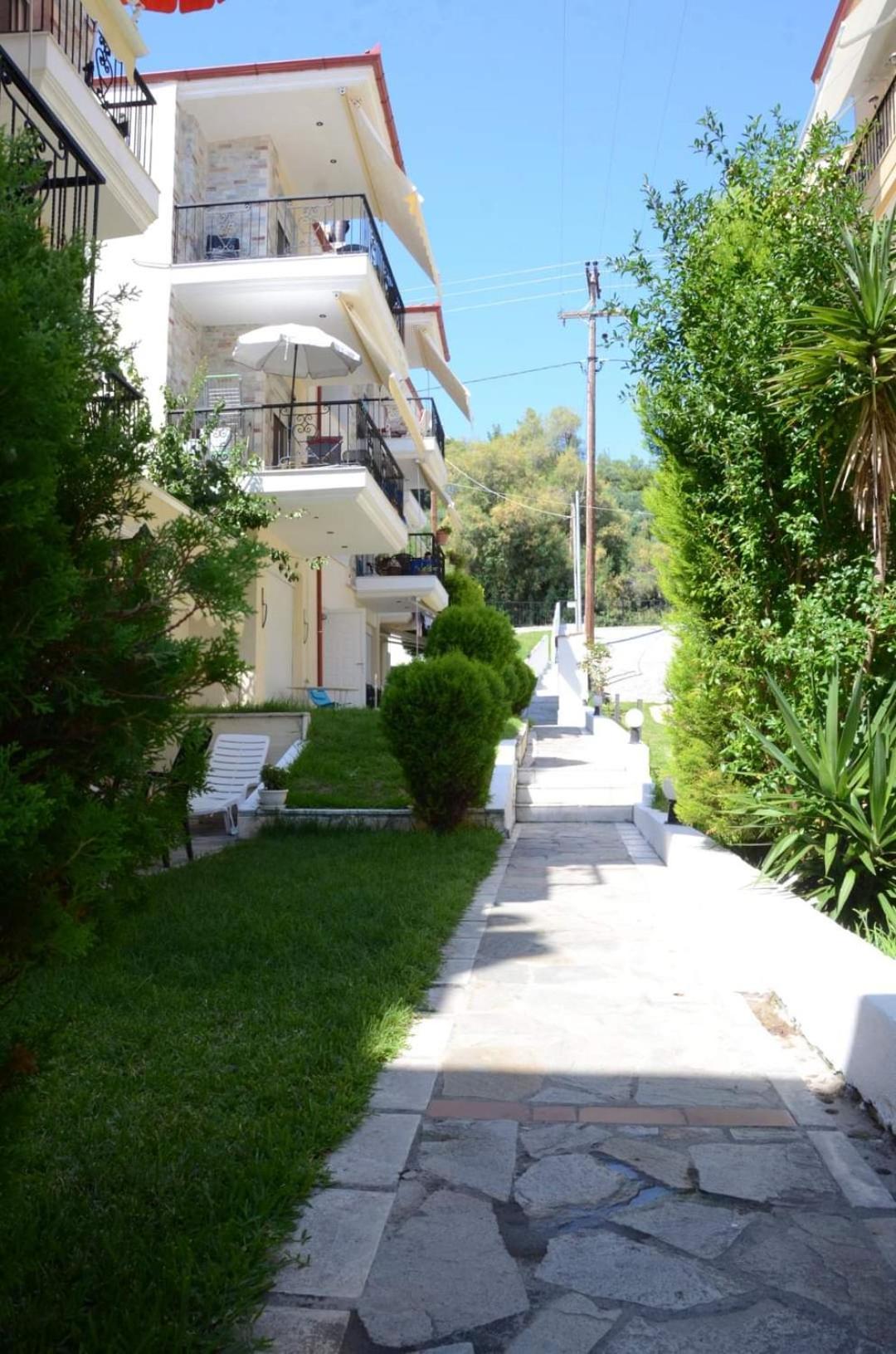 Roses Rt Apartments Skioni I Nea Skioni Zewnętrze zdjęcie