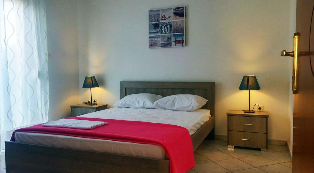 Roses Rt Apartments Skioni I Nea Skioni Zewnętrze zdjęcie